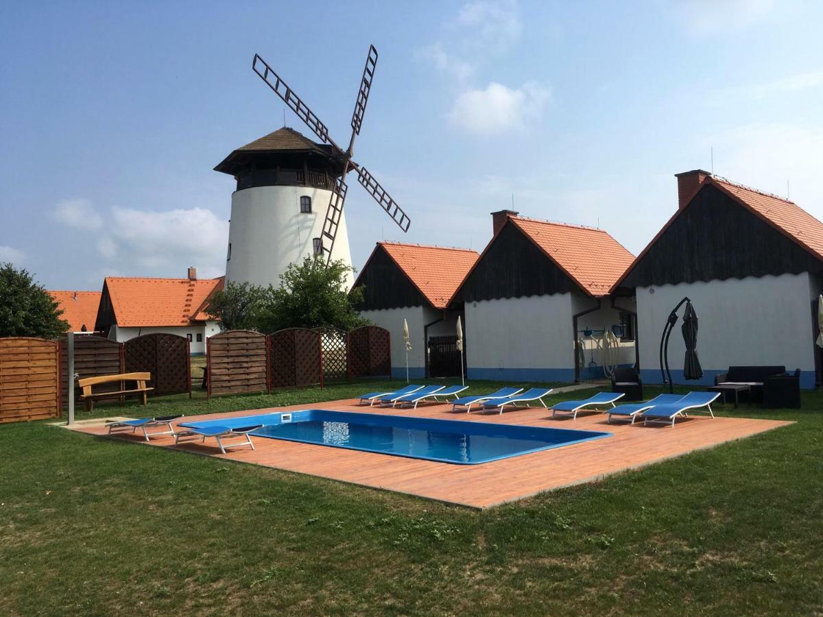 Bukovansky Mlyn Bukovany Luaran gambar
