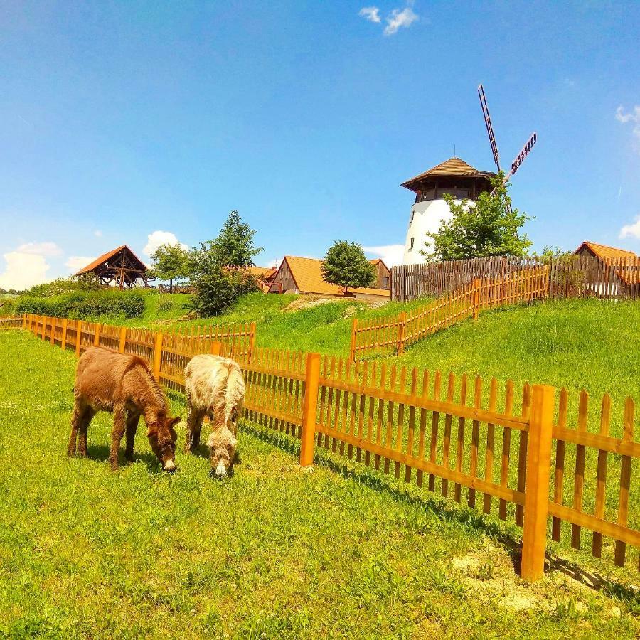 Bukovansky Mlyn Bukovany Luaran gambar
